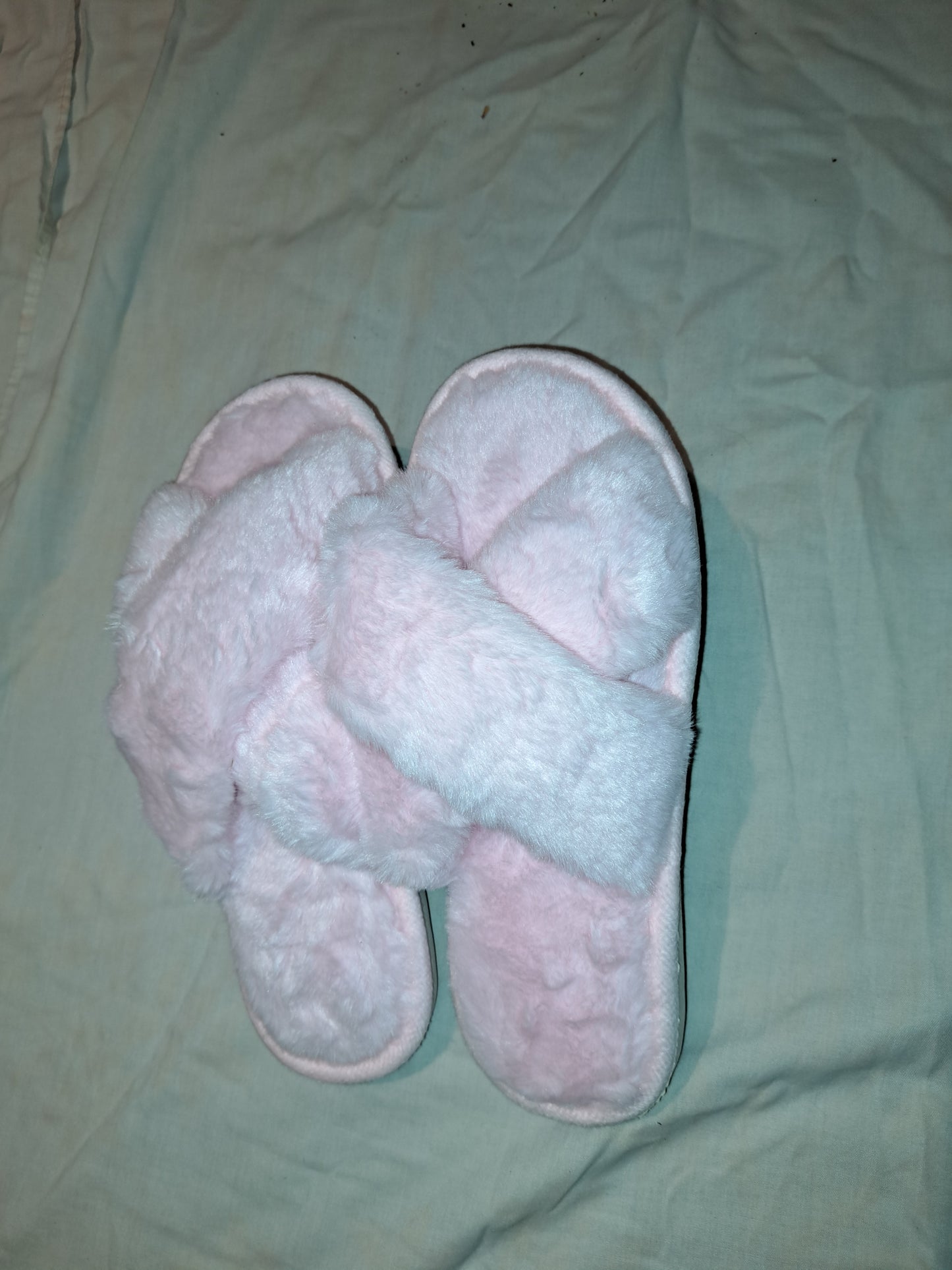 Women Pink Plush Slippers